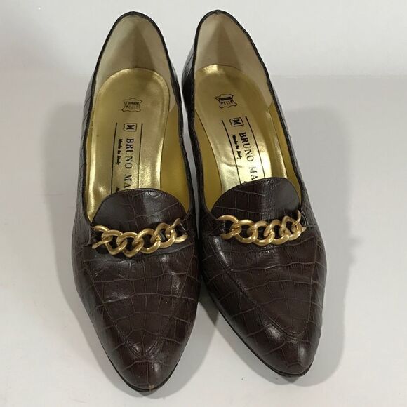 Vintage 90s Bruno Magli Croc Pumps w/Gold Chain - Picture 2 of 7